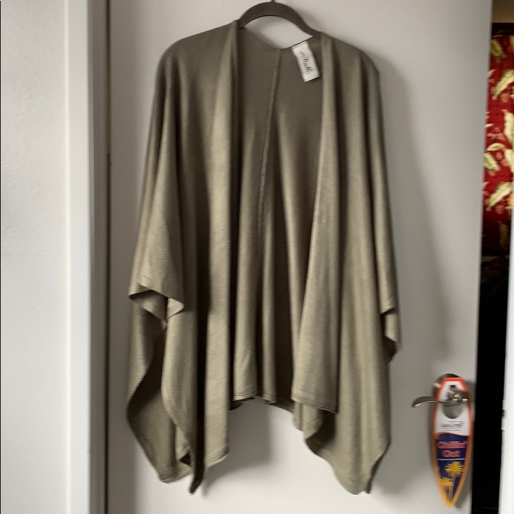 Extremely soft shawl/shrug